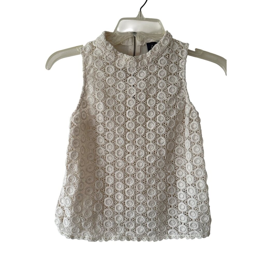 ASTR Crochet Lace Camisole Top Beige Sleeveless Classic Base Layering Size S